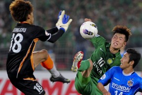 乐鱼-包含鹈鹕队士气高昂，全员发挥稳定赢得胜利的词条